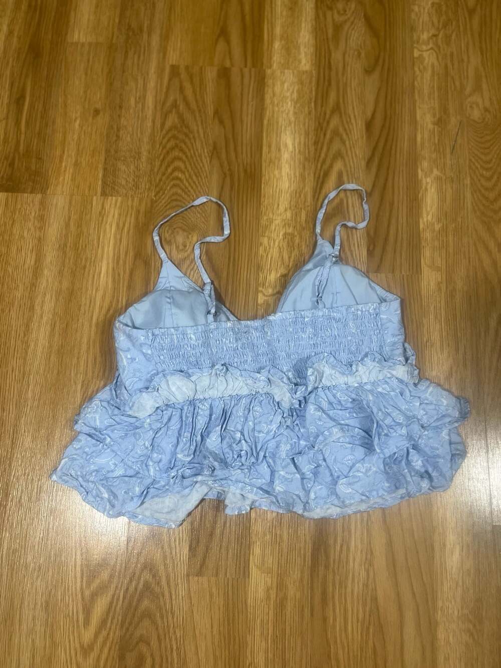 Hollister Blue Paisley Print Tiered Babydoll Crop Tank Top - Picture 2 of 3